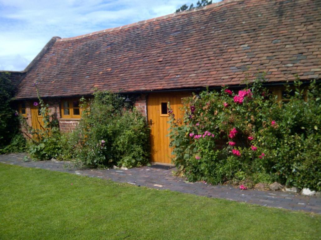 Pbc - Perriford Barns And Cottages Kidderminster Exterior foto